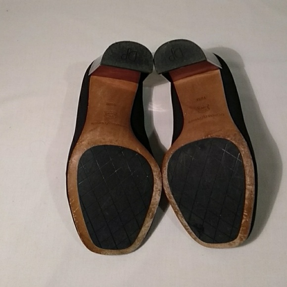 Donald/Pliner * Vero Cuoio Suede Pumps - Picture 5 of 5